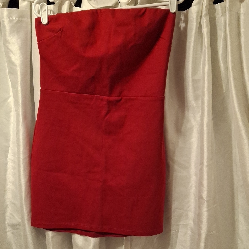 Tobi Vibrant Red Strapless Dress Med